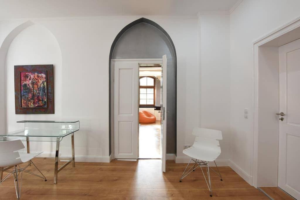 6,5 Luxury Room Apartment - Central Zwickau - 3 Bedrooms - 2 Bathrooms Bagian luar foto